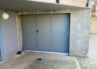 Porte garage sectionnelle grise